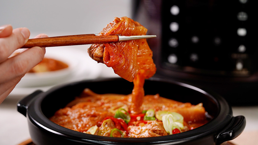 겨울에 생각나는 김치찜, 더 맛있고 편하게 만드는 방법 - kakaoTV 겨울에 생각나는 김치찜, 더 맛있고 편하게 만드는 방법