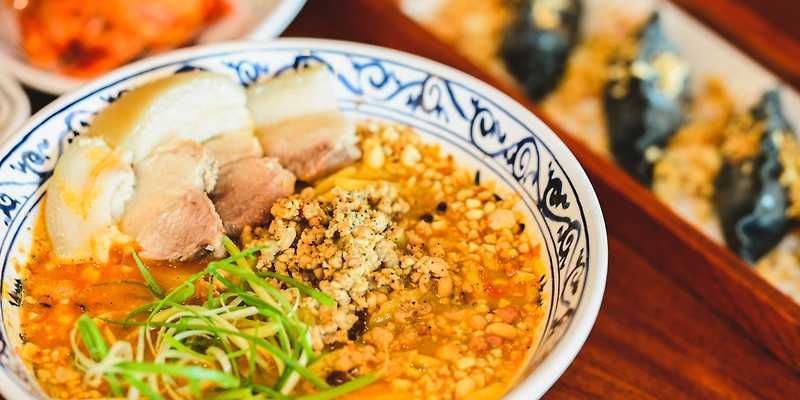 돌담땅콩국수