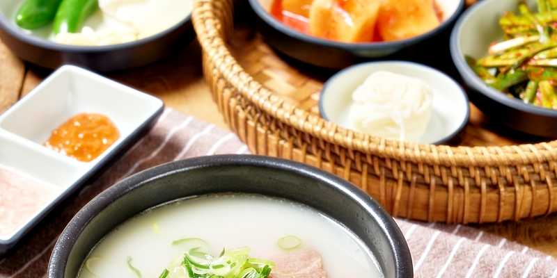 청화백돼지국밥 광안리점