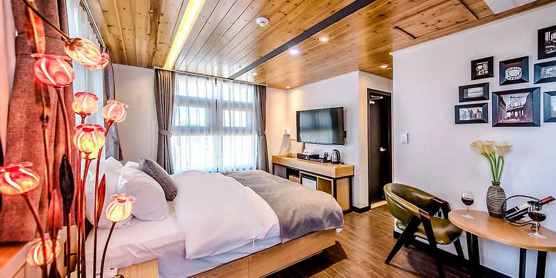 뷰띠끄 헤르츠 호텔