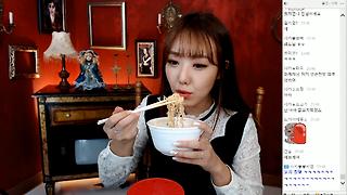 간짬뽕 X 스파게티 라면 섞어먹기 - Kakaotv