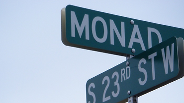 Monad Programming with Scala Future