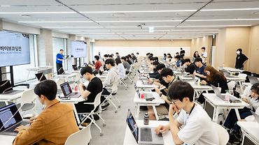 단 1시간 만에 99개의 MVP가? AI와 함께한 1K: 바이브코딩전 생생 후기