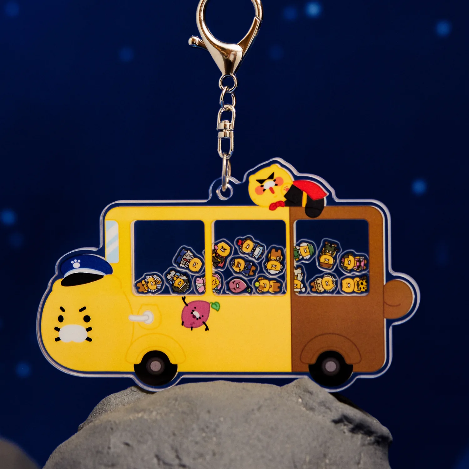 Chunsik Bus Acrylic Shaker Keyring_Chunsik
