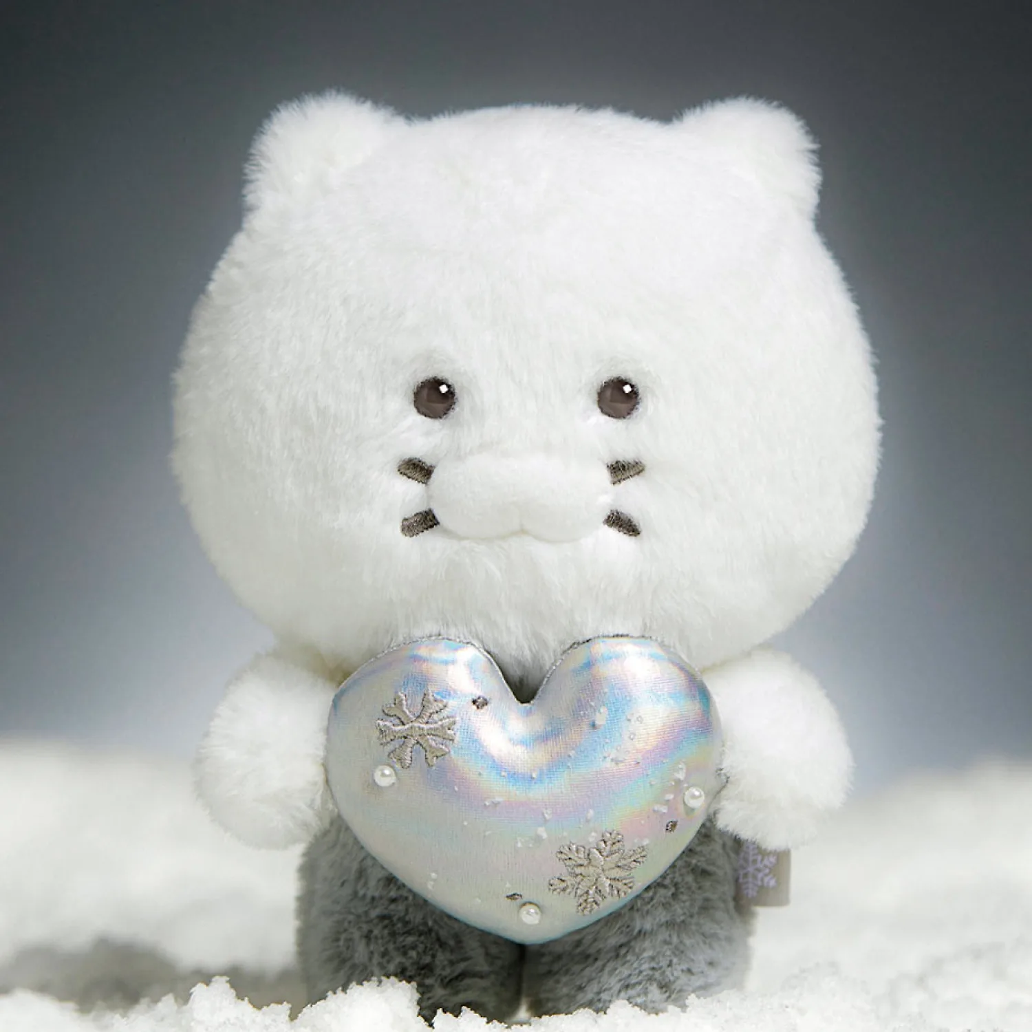 Whitesilver snowflake heart doll_Spring ceremony