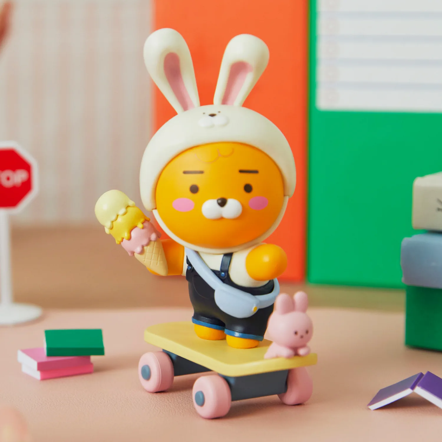 Desk Figure Skateboarding_Little Lion
