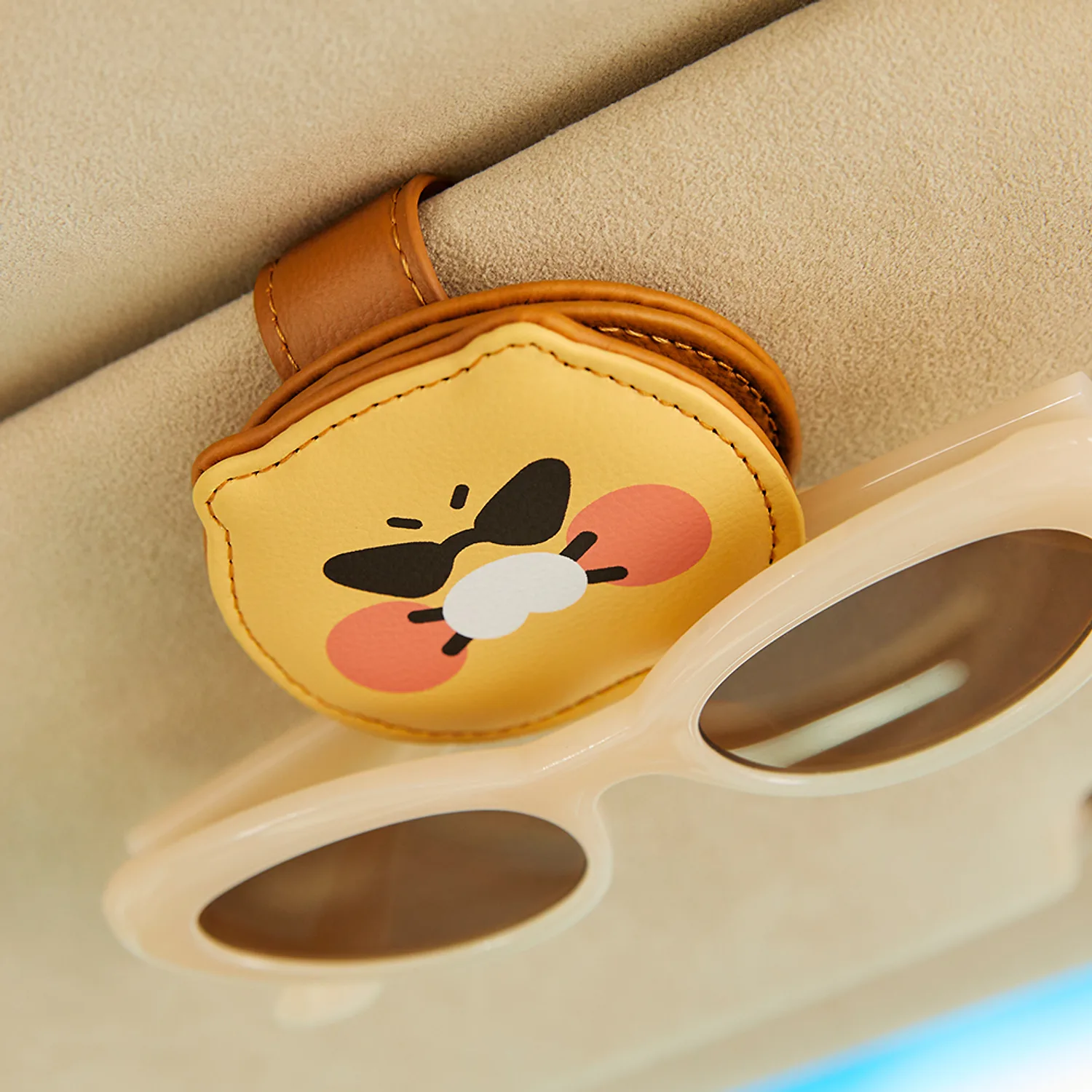 Car sunglasses holder_Chunsik
