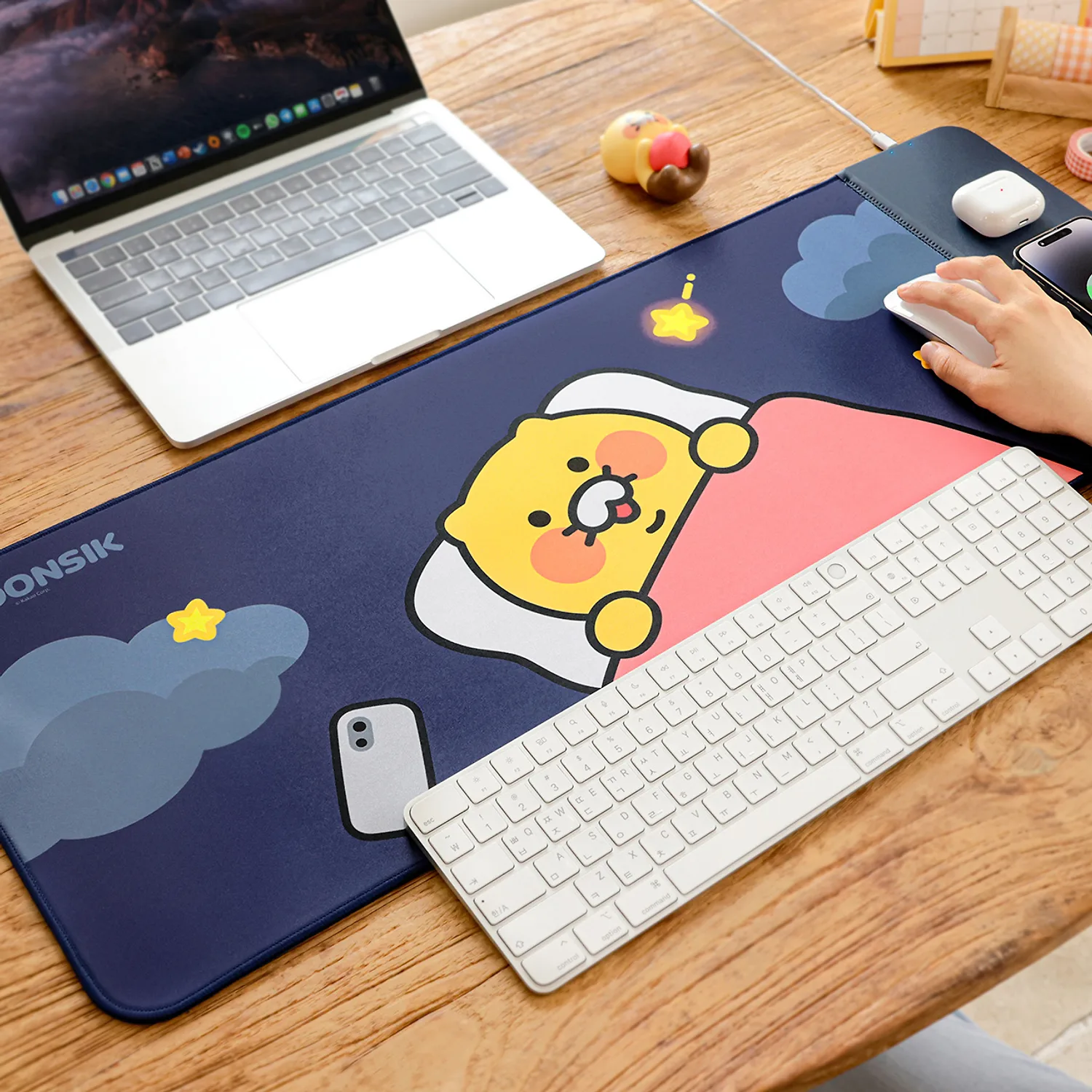 Wireless charging long pad_navy