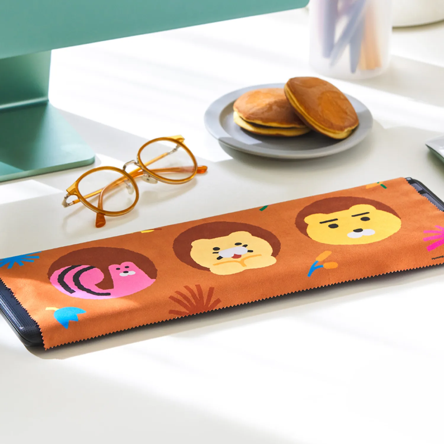 Kim Daye X Kakao Friends Multi Microfiber Cleaner (Squirrel)_Lachun
