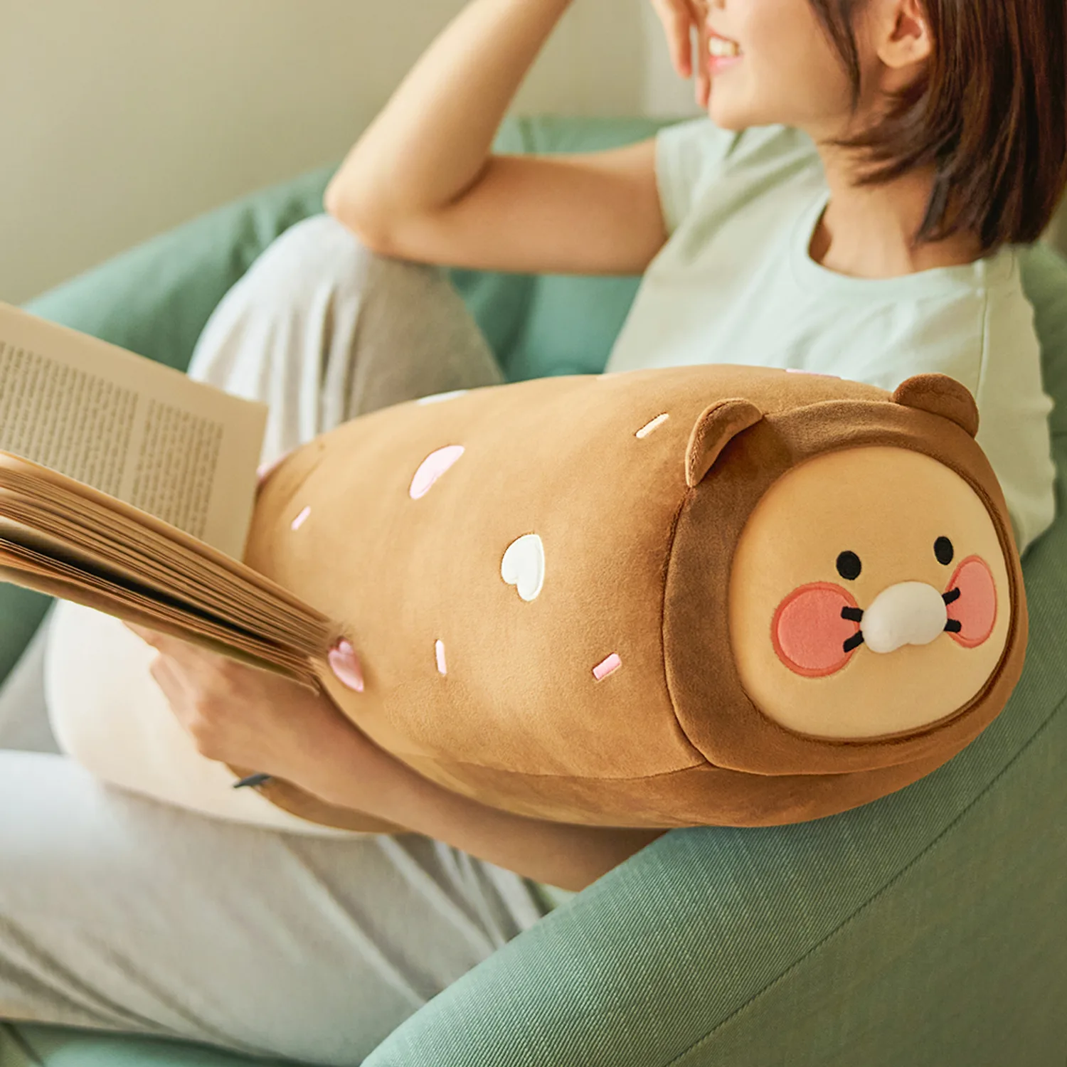 Long Long Pillow_Chun Sik Yi