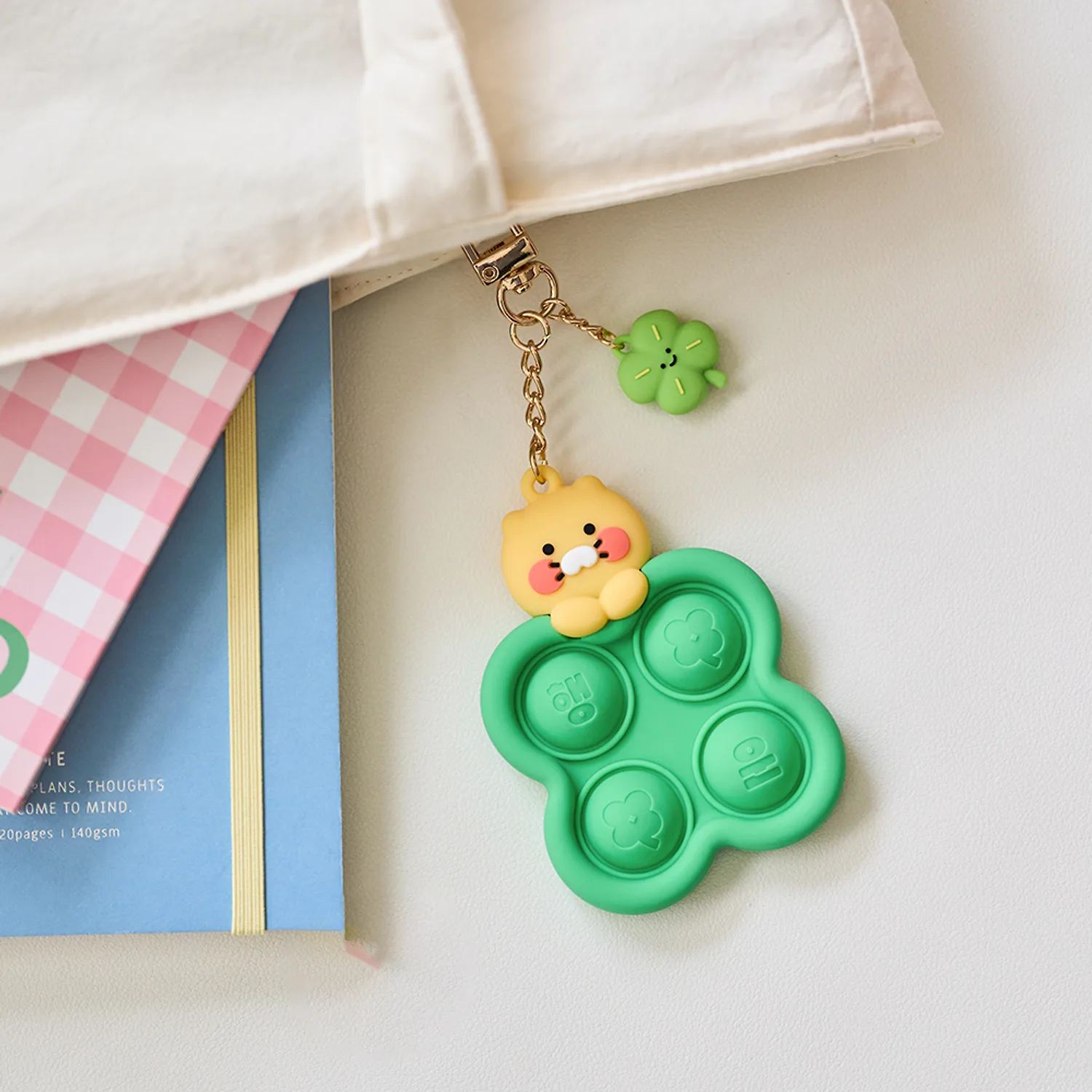 Lucky Push Pop Keyring_Chunsik