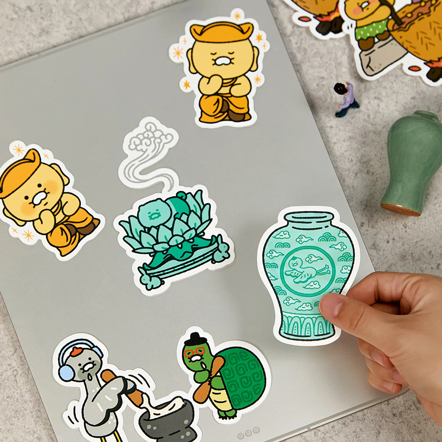 M’s X Friends Artifact Decoration Sticker_Ryan Chunsik