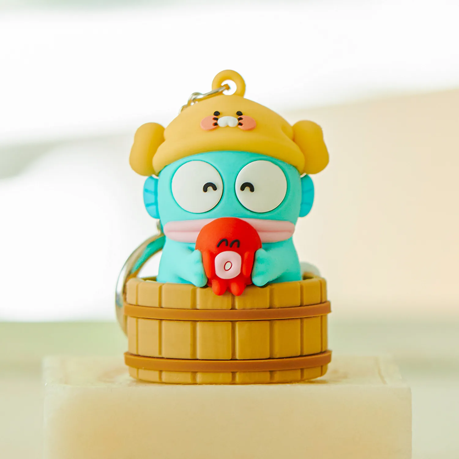 Hangyo-dong X Friends LED Figure Keyring_Chunsik
