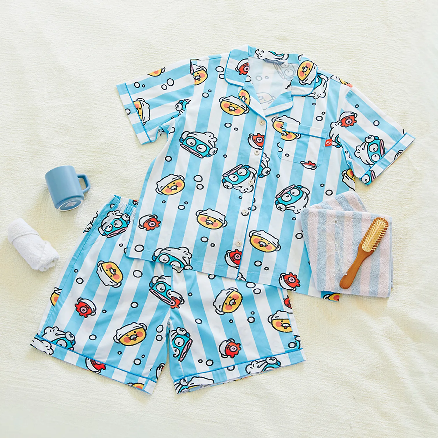 Hangyo-dong X Friends Short-Sleeve Pajamas for Women_Chunsik