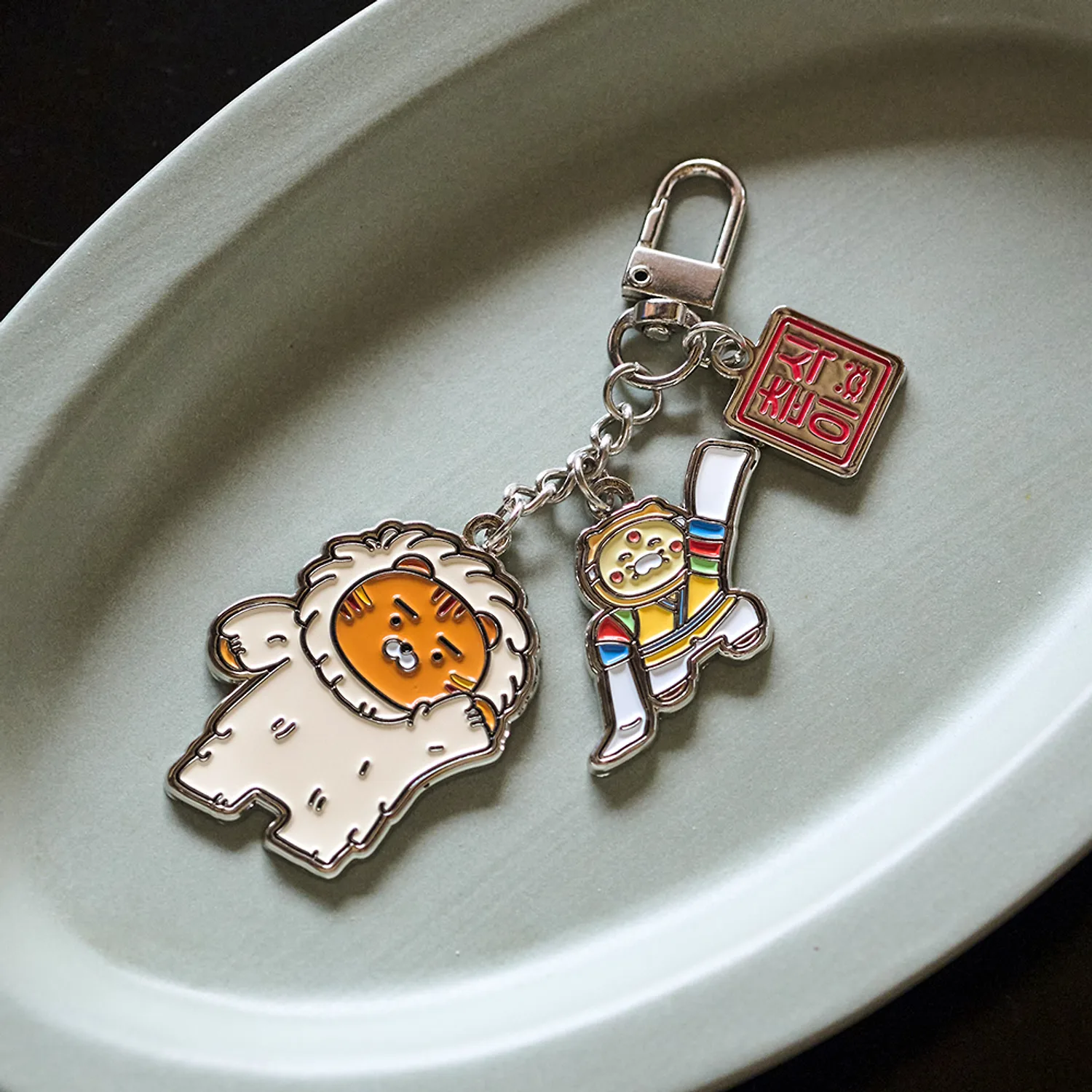 Old Spring Traditional Mask Dance Keychain_Ryan Chunsik