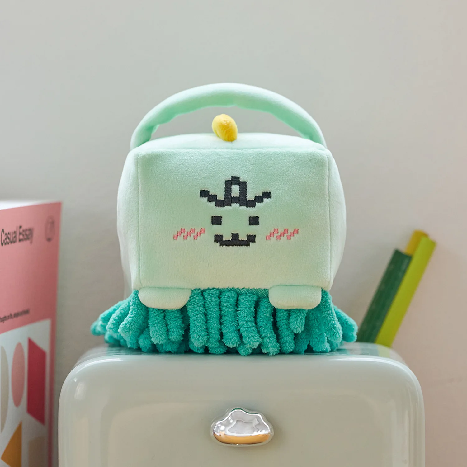 NemoJordi DeskClean Doll_Jordi
