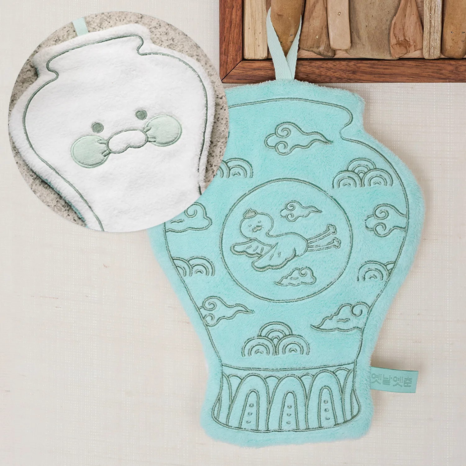 Old Spring Celadon Hand Towel_Chunsik