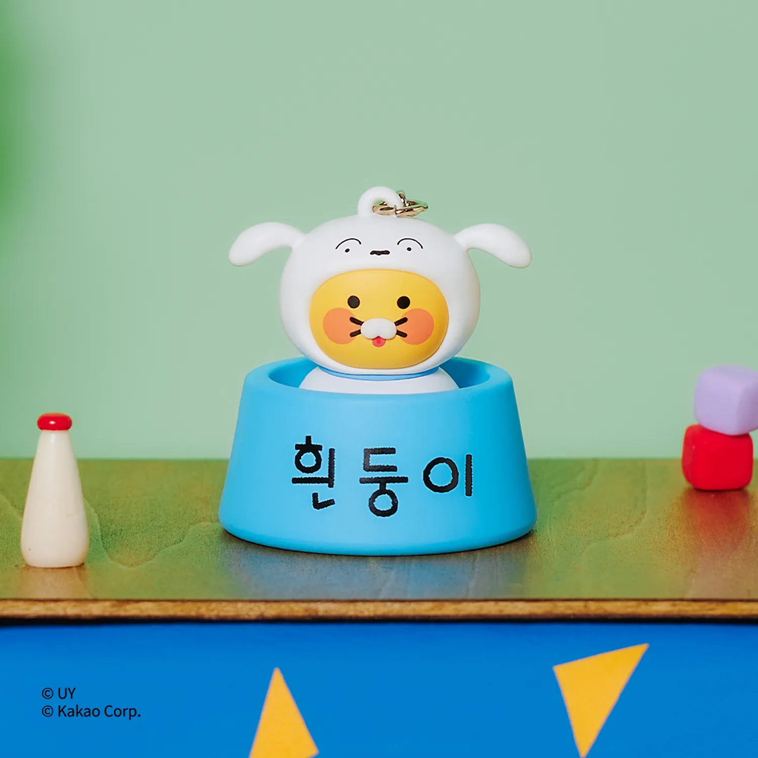 Shin-chan Can’t Say RYO X Friends White Clicker Keyring_Chunsik