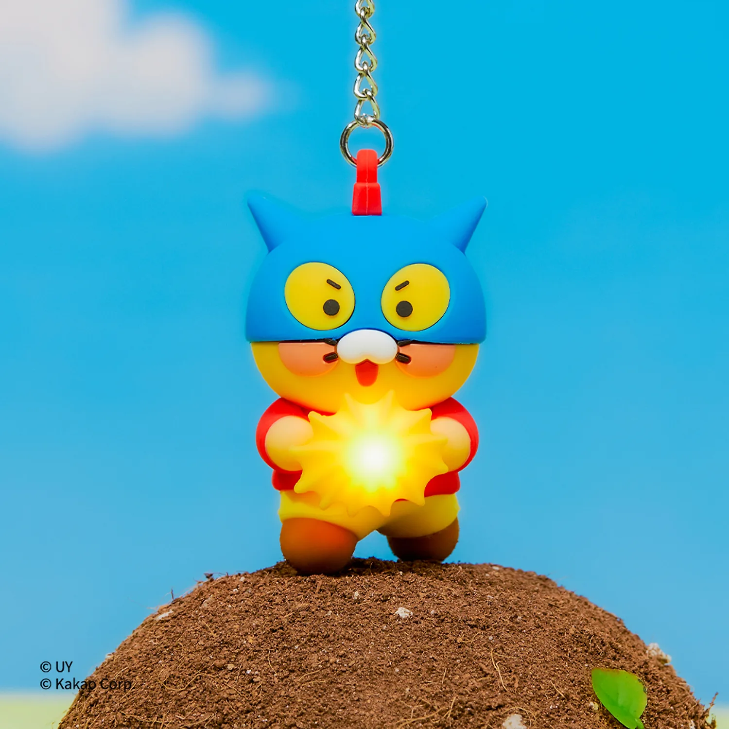 Shin-chan is Silent RYO X Friends LED Figure Keyring_Chunsik