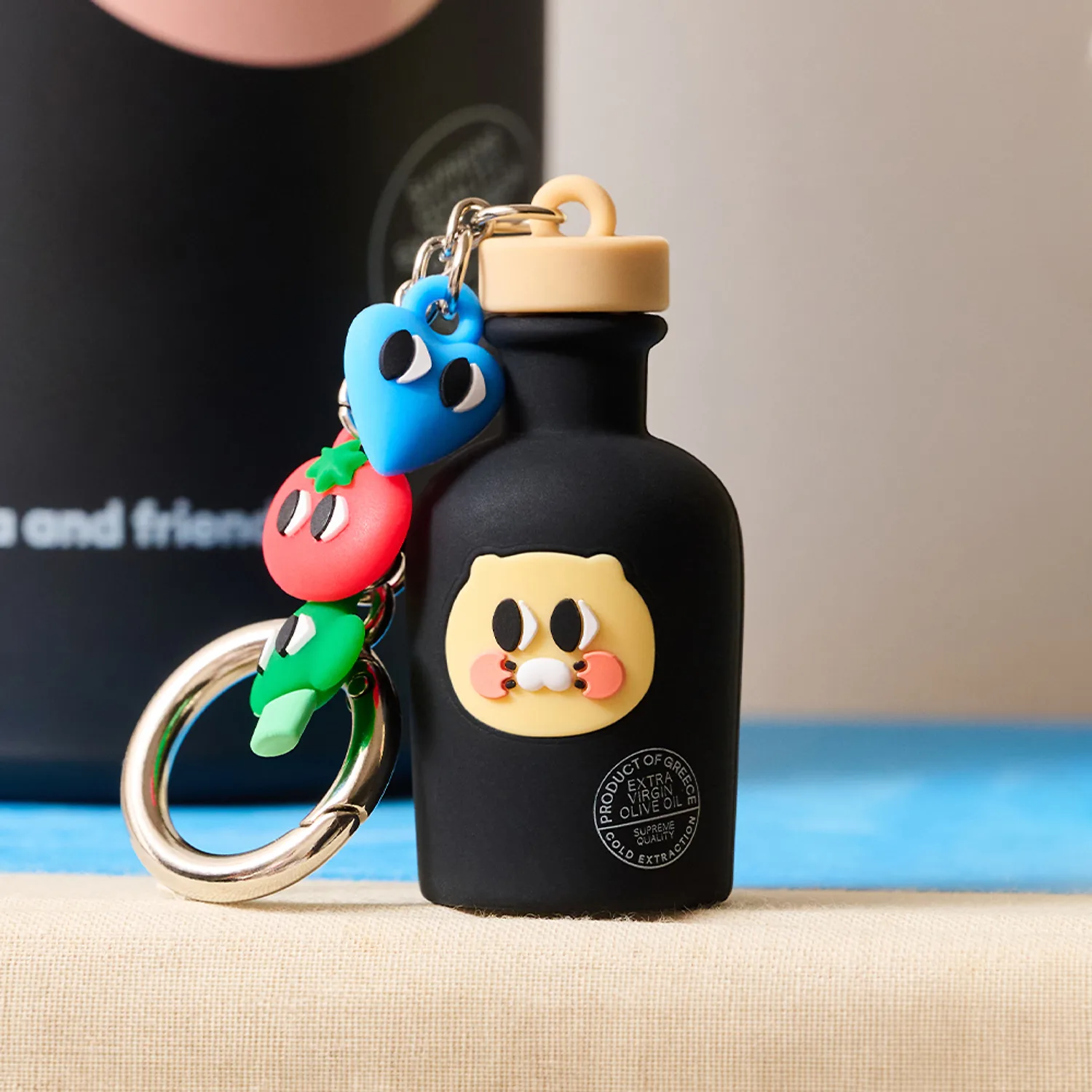 Iyaiya&Friends X Friends Olive Oil Figure Keyring_Chunsik