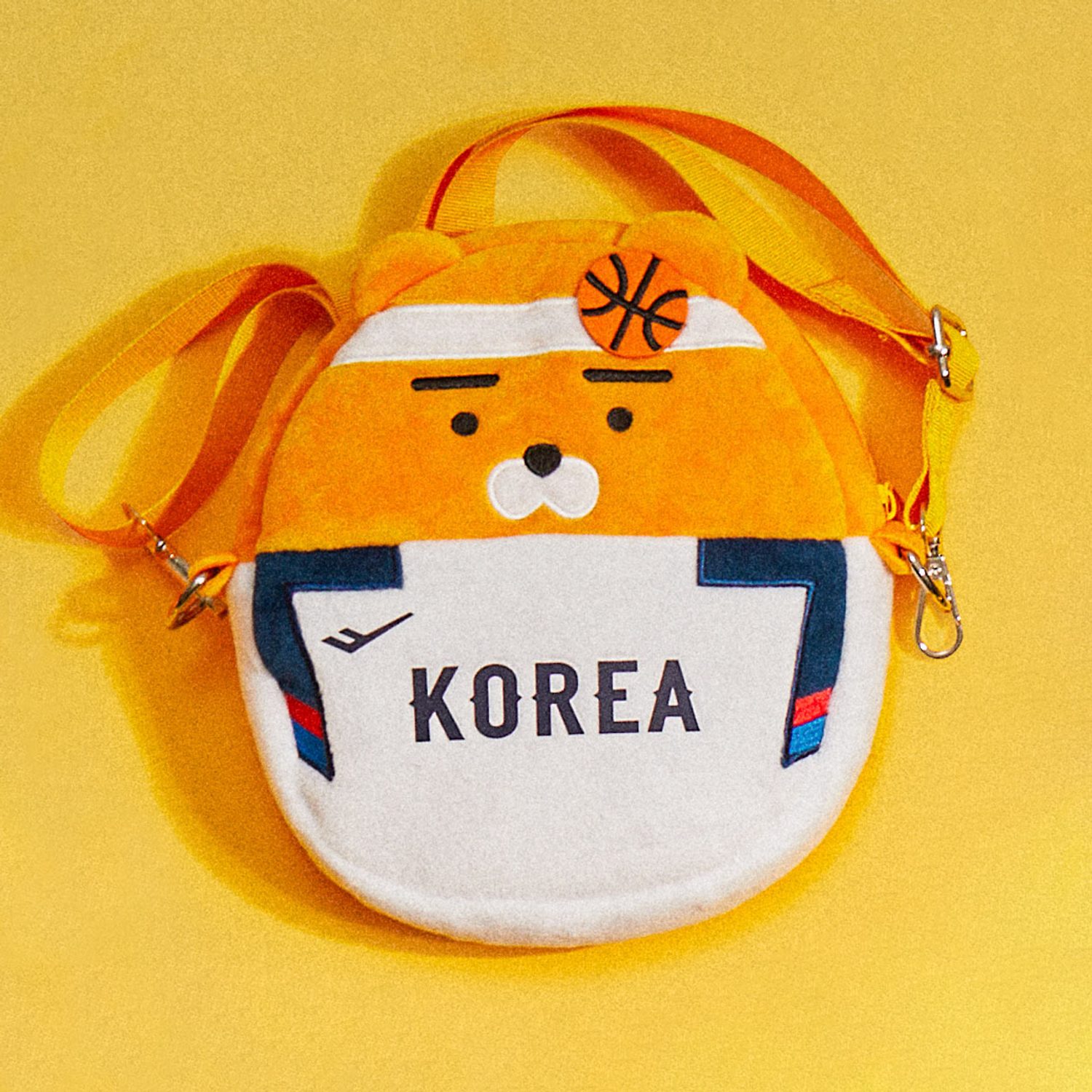 Prospex X Friends Basketball Cross Bag_Ryan