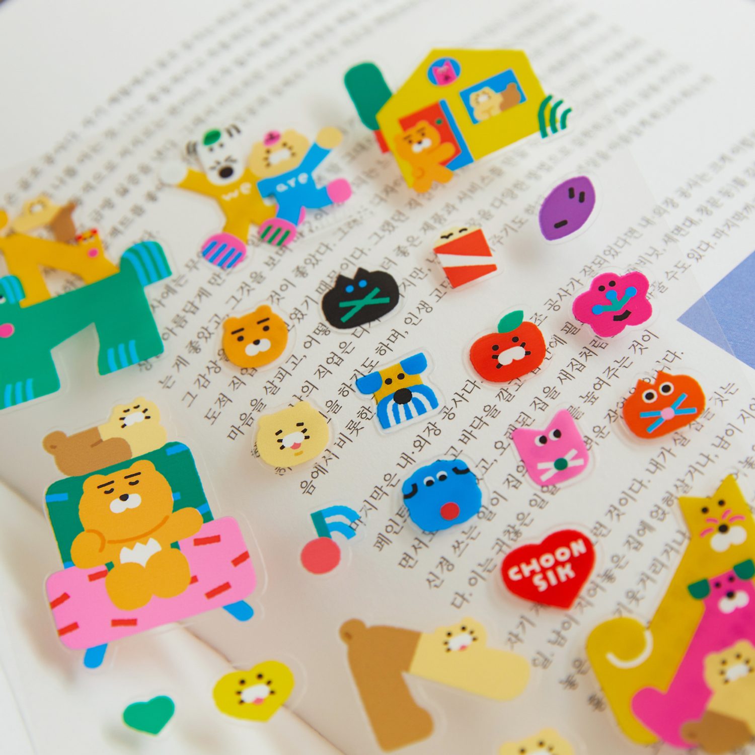 Kim Da -ye X Kakao Friends Transparent Sticker _ Ryan Chunsik