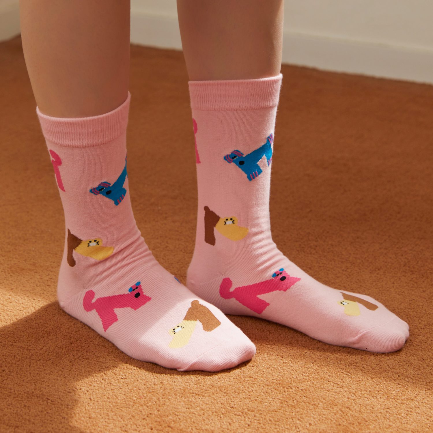 Kim Da -ye X Kakao Friends Socks (Pink) _ Chunsik