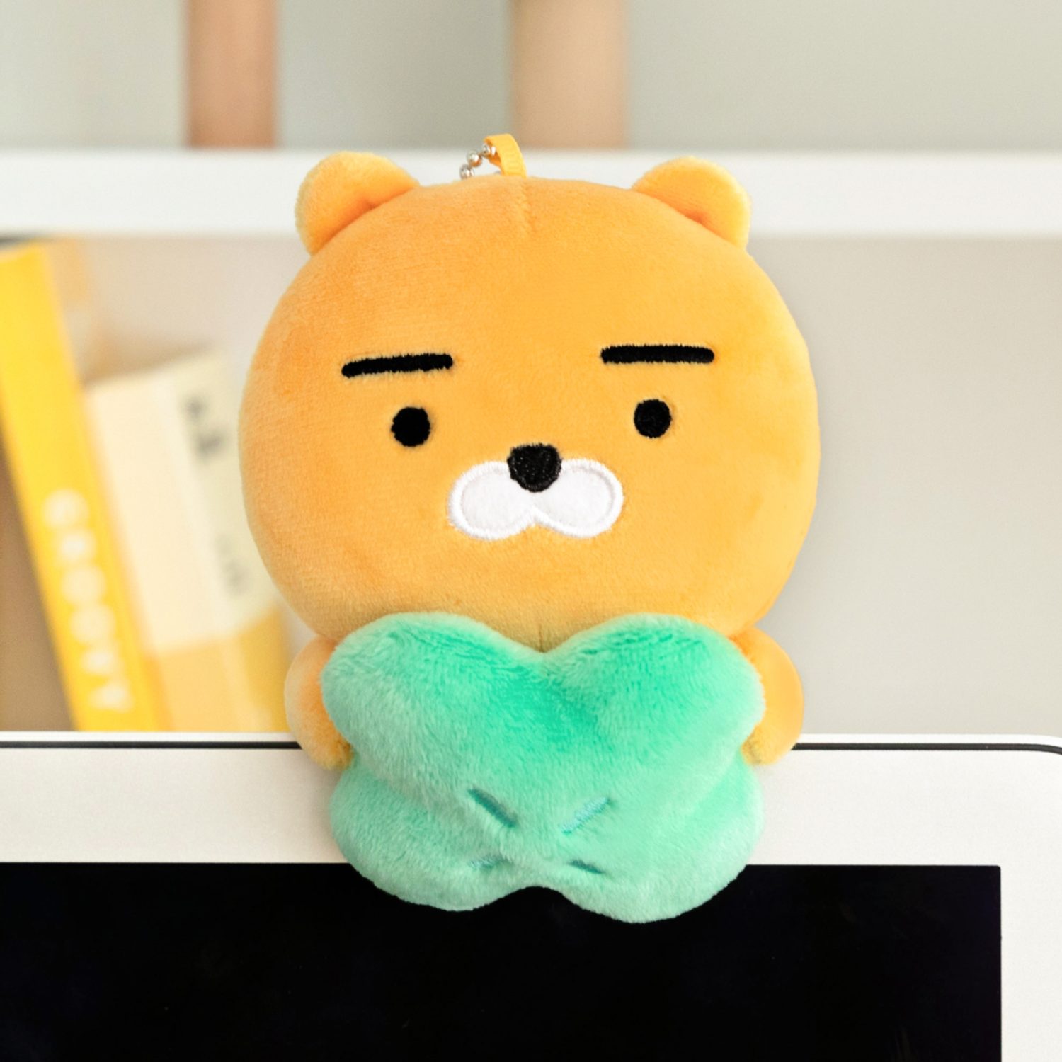 Monitor Doll Keying Ryan Clover