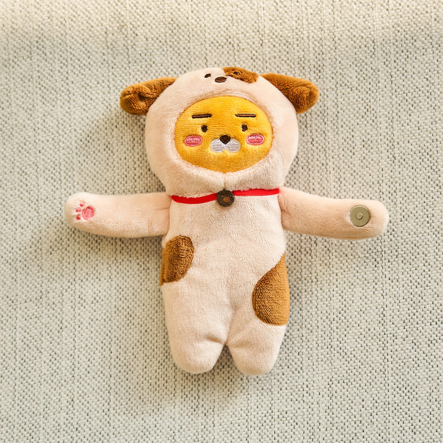 Hug AirPods Pouch_Ryan