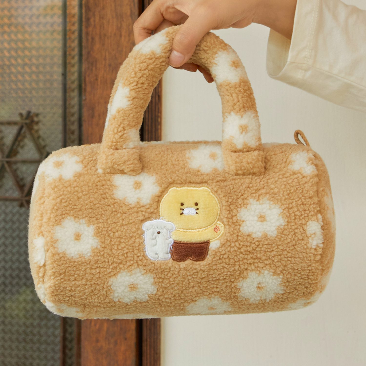 Country house boucle tote bag_Chunsik