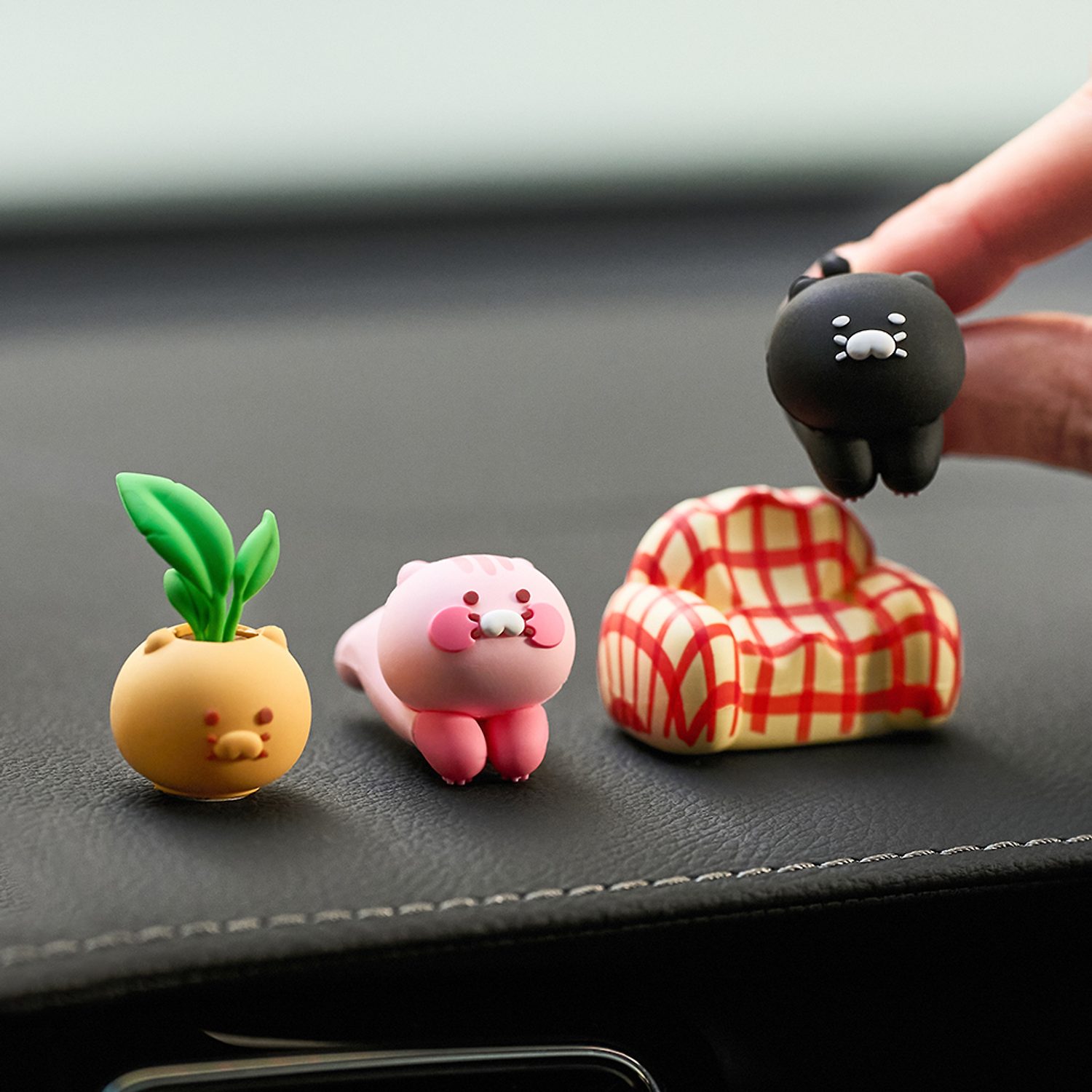 Black Chun Deco Figure Set_Chunsik