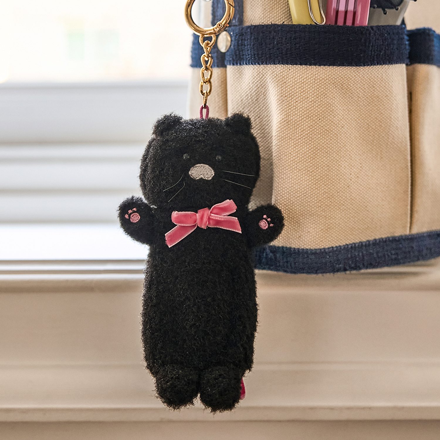 Black Chun Doll Lip Balm Case Keyring_Chunsik