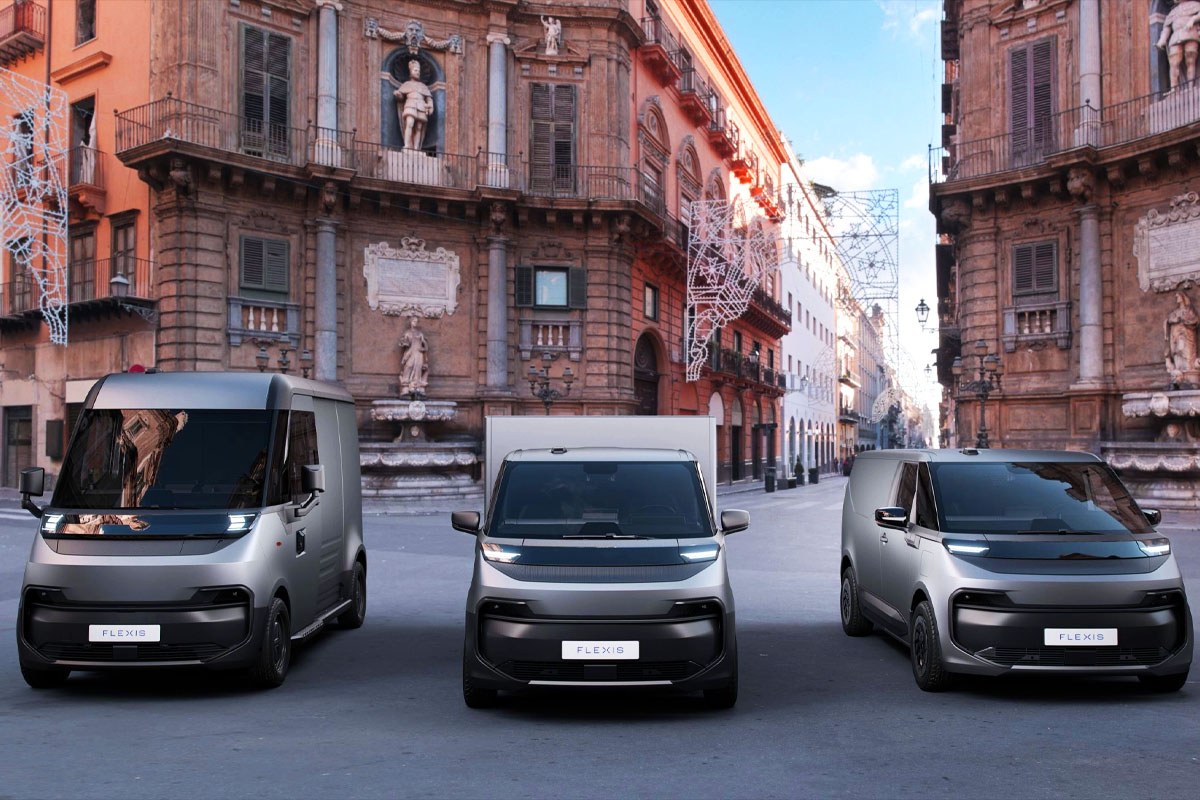 1. The Large Electric Van PV7 Unveiled at the Hanover Motor Show 1. The Large Electric Van PV7 Unveiled at the Hanover Motor Show